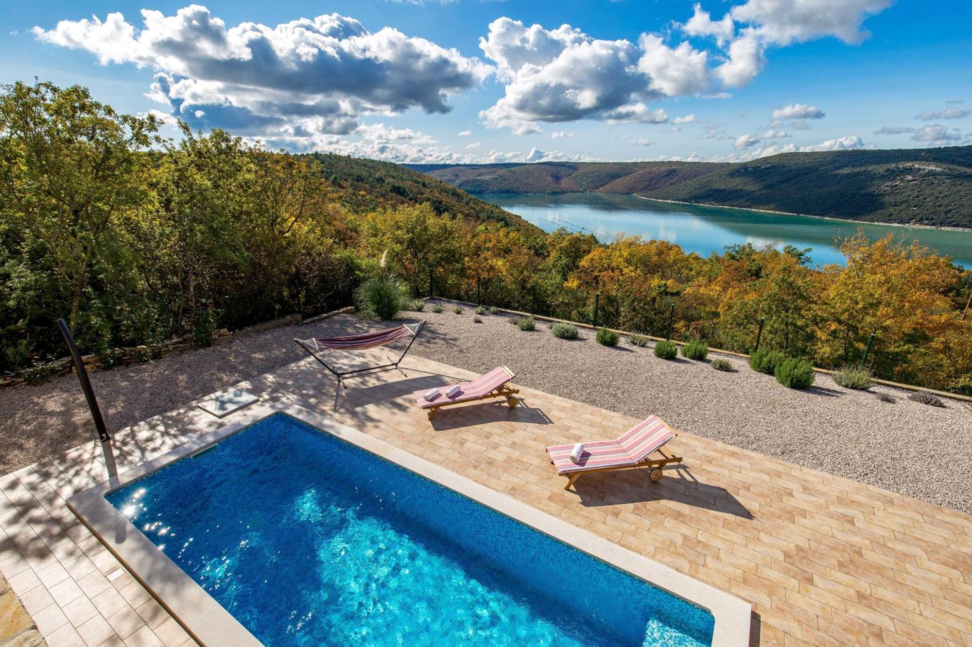 Wonderful Labin Villa With Private Pool And Sea Views Exteriör bild