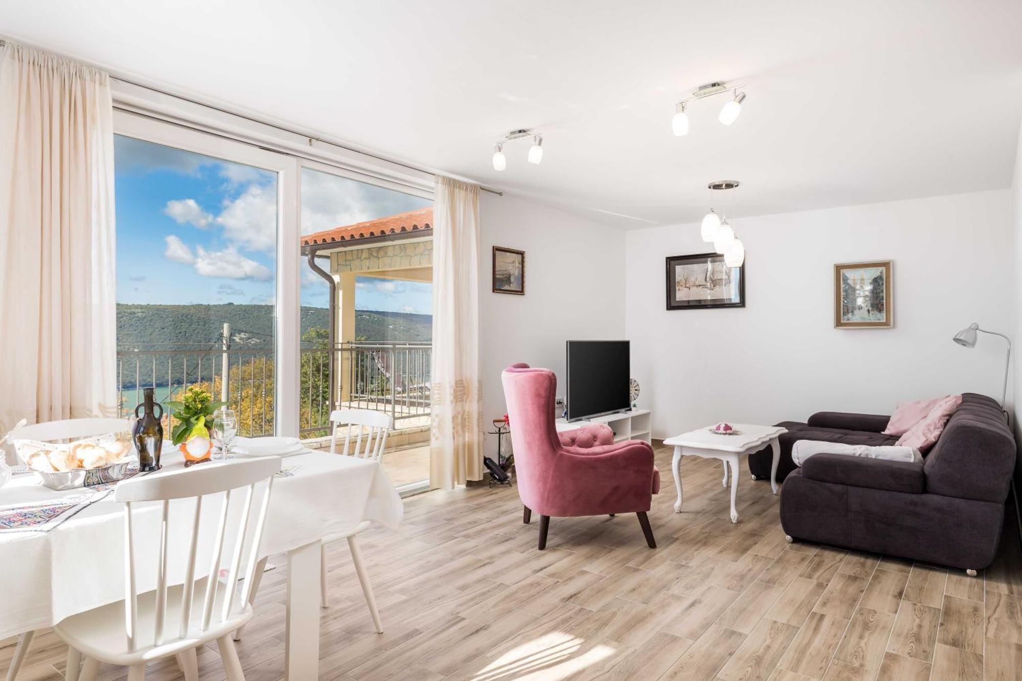 Wonderful Labin Villa With Private Pool And Sea Views Exteriör bild