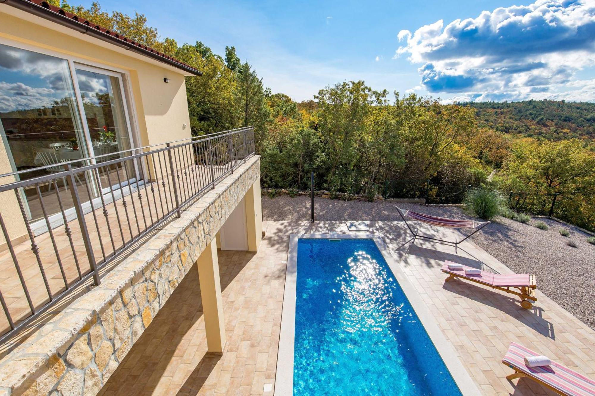 Wonderful Labin Villa With Private Pool And Sea Views Exteriör bild